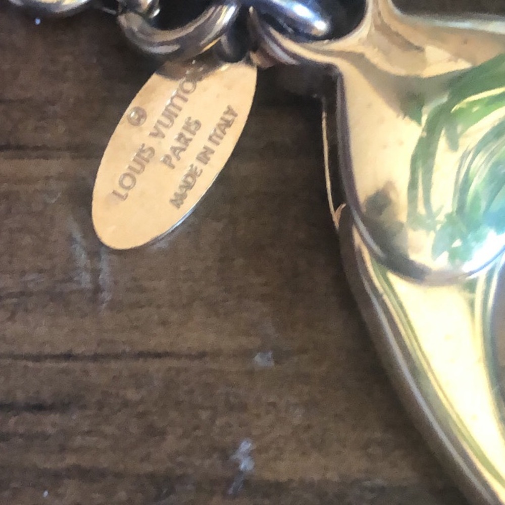 Louis Vuitton insolence key ring / charm - Picture 4 of 4